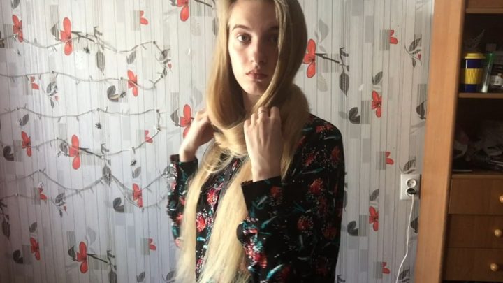 Nearly Scrumptious Super Long Blonde Hair Brushing, Playing - ASMR - Image 6