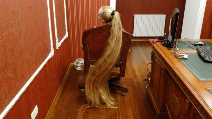 Floor Length Hair Play and Chair Covering in Office - Image 16