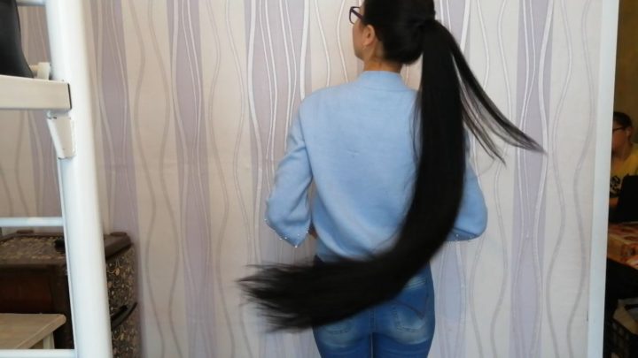 Laskova Anastasia - The Silky Show at Dormitory with her Dark Mane - Image 6