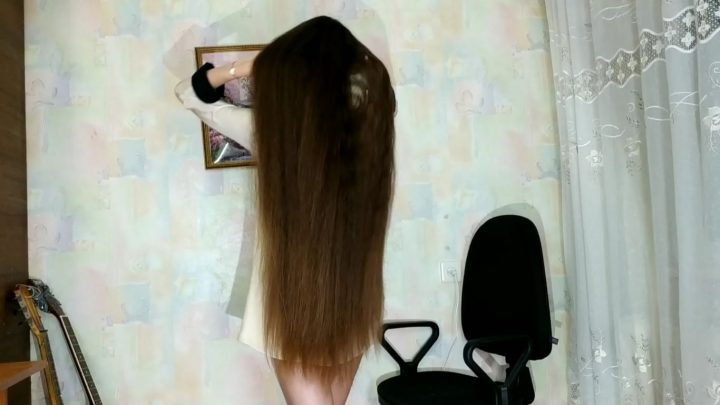 Tatyana's Perfect Hair Texture and Marvelous Silky Show Inside - Image 2