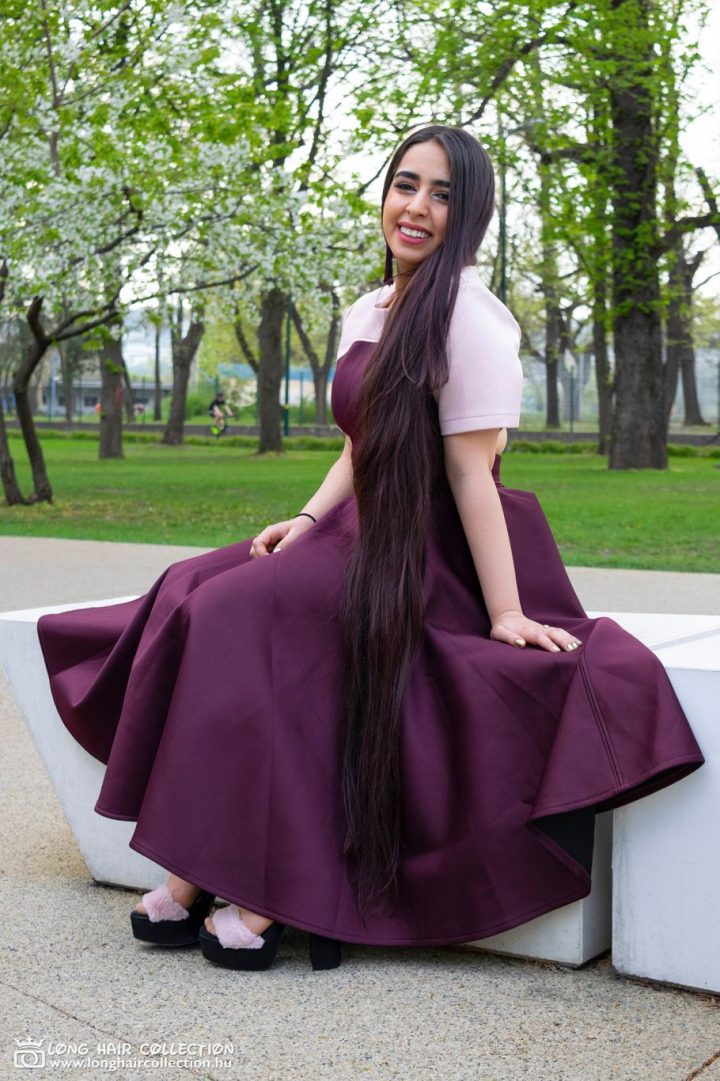 Bella's Natural Light Photoshoot on Margaret Island - Image 8