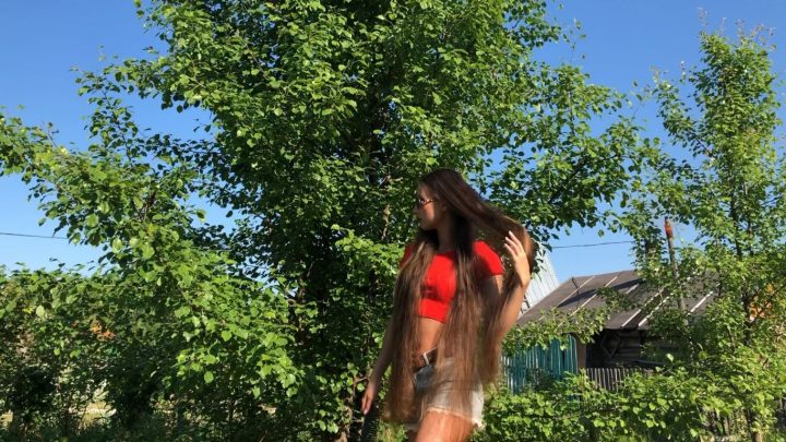 Hot Long Hair Brunette Vera's Sexy Hair Play Outside - Image 12