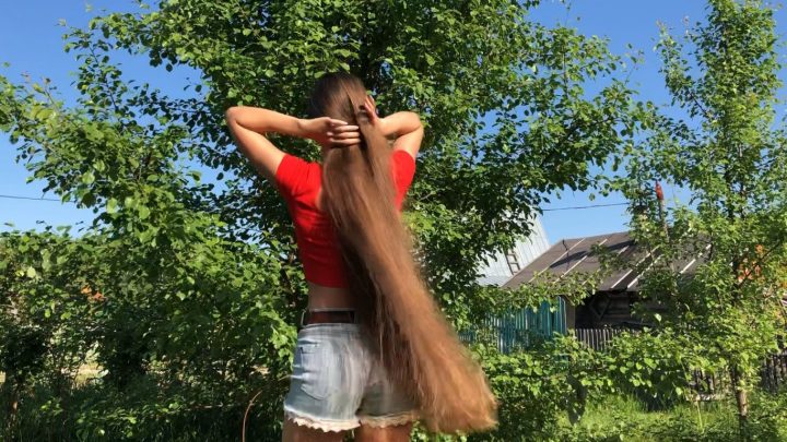 Hot Long Hair Brunette Vera's Sexy Hair Play Outside - Image 21