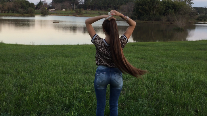 Pamela's Classic Length Hair Show in Beautiful Park - Image 19