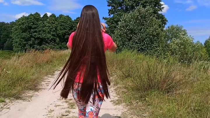 Silky Long Hair Walk in the Countryside (Doube Ponytails, Bun Drops, Combing) - Image 2