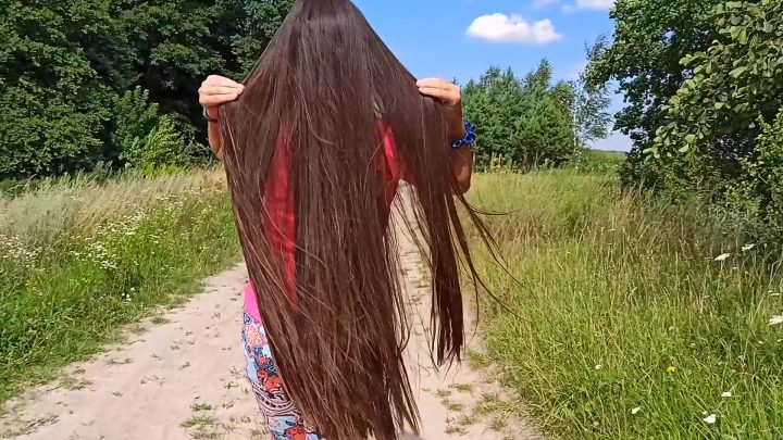 Silky Long Hair Walk in the Countryside (Doube Ponytails, Bun Drops, Combing) - Image 5