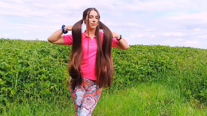 Silky Long Hair Walk in the Countryside (Doube Ponytails, Bun Drops, Combing) - Image 13