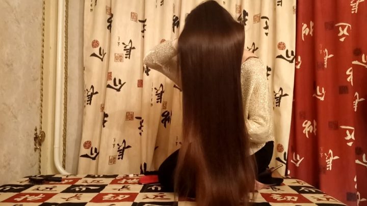 Hair Brushing, Playing & Braiding on Table - Image 11