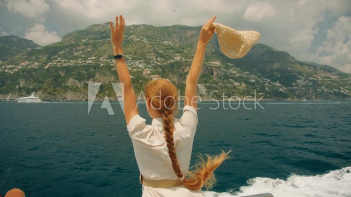 1.5 Hour of Long Hair in the Wind, Boat Tour, Walking & More with 58 Stunning Models! - Image 25