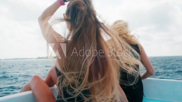 1.5 Hour of Long Hair in the Wind, Boat Tour, Walking & More with 58 Stunning Models! - Image 35