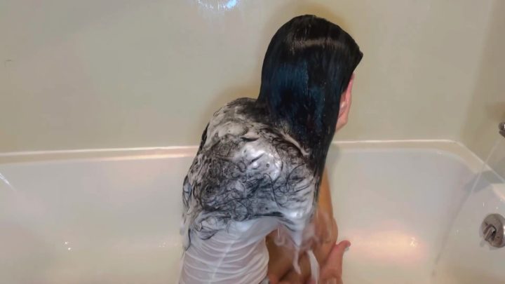 Long Hair Washing, Foaming, and Conditioning in the Bathtub Experience - Image 11